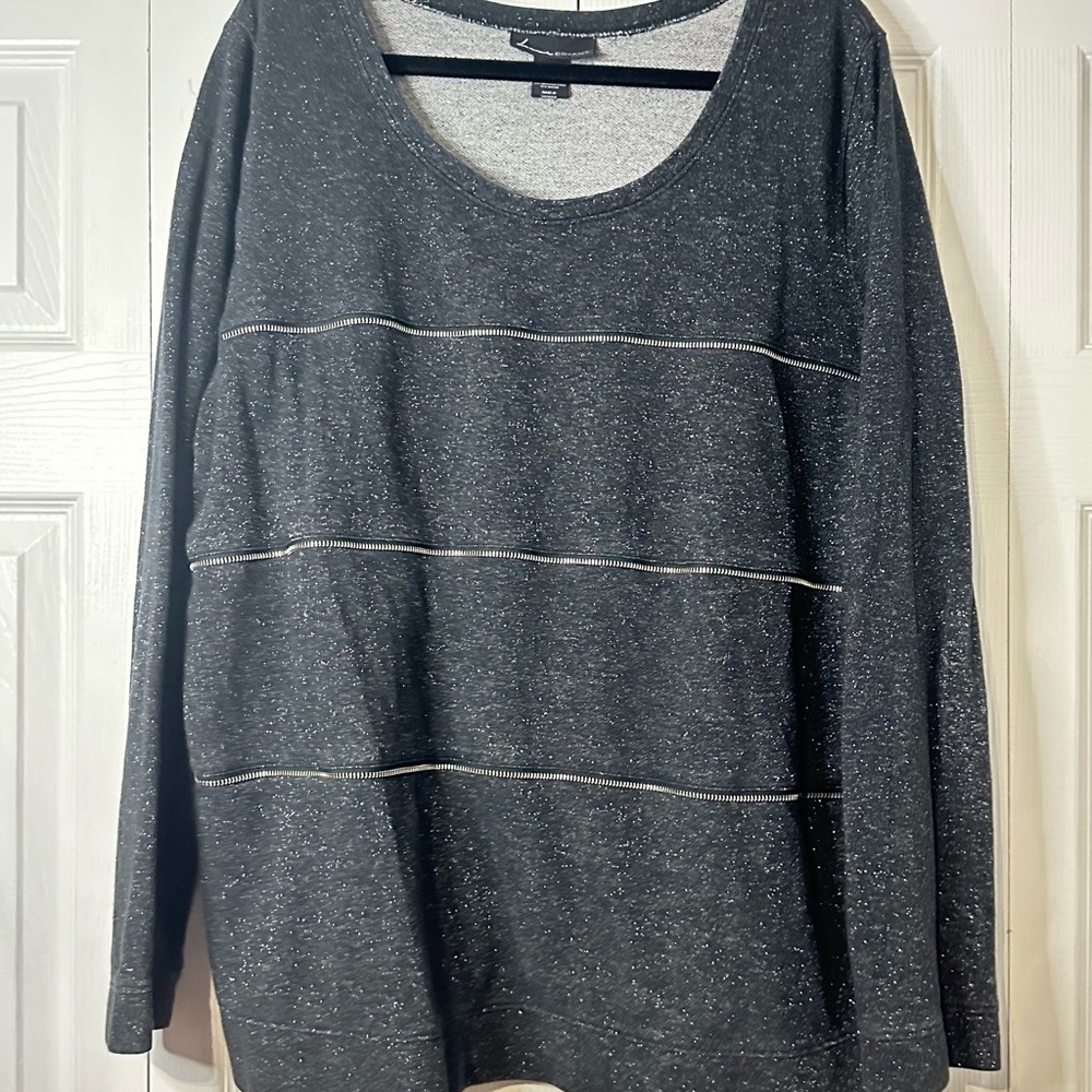 Women's Black Zipper Sweater